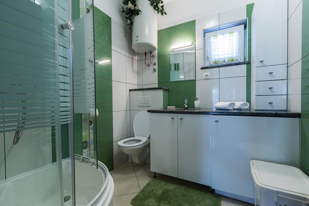 Holiday Villa Anna Primorski Dolac Esterno foto