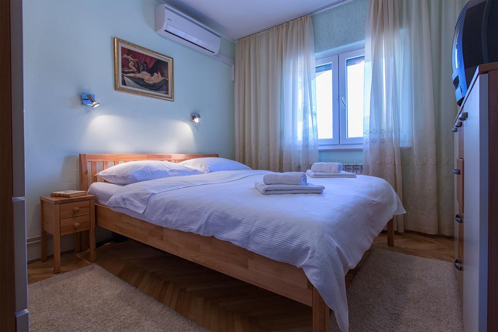 Holiday Villa Anna Primorski Dolac Esterno foto