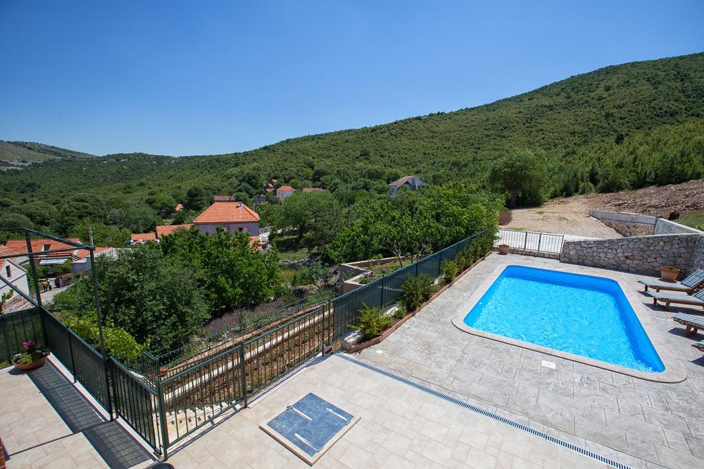 Holiday Villa Anna Primorski Dolac Esterno foto