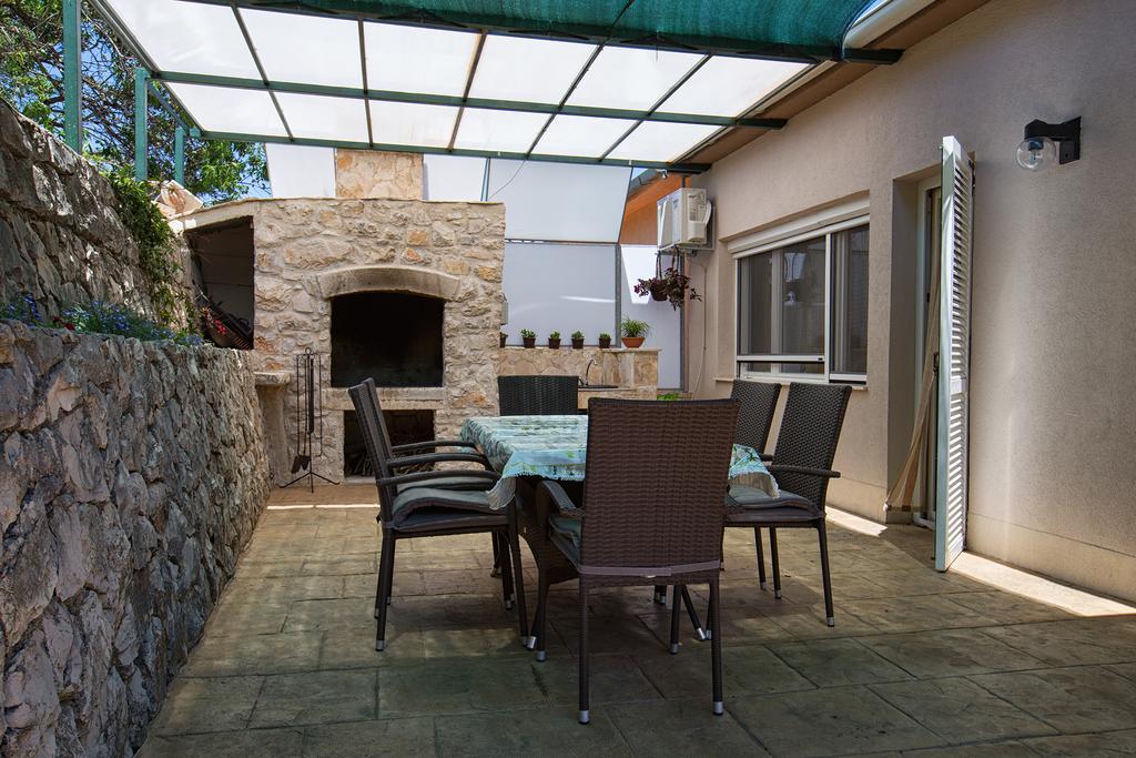 Holiday Villa Anna Primorski Dolac Esterno foto